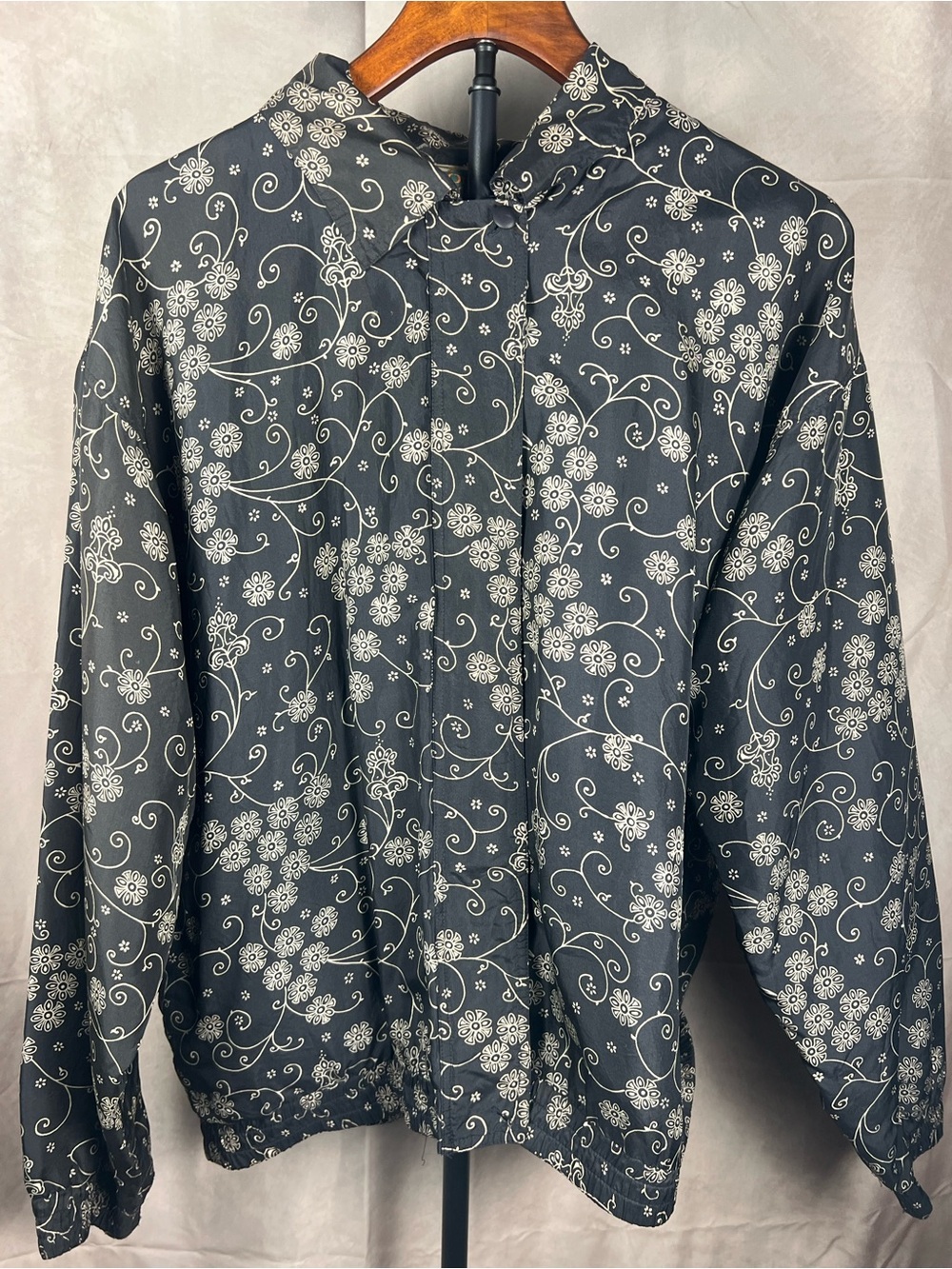 Black Floral Button-Front Casual Shirt Jacket